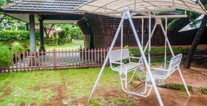Pagoda Resorts Alappuzha Exterior foto